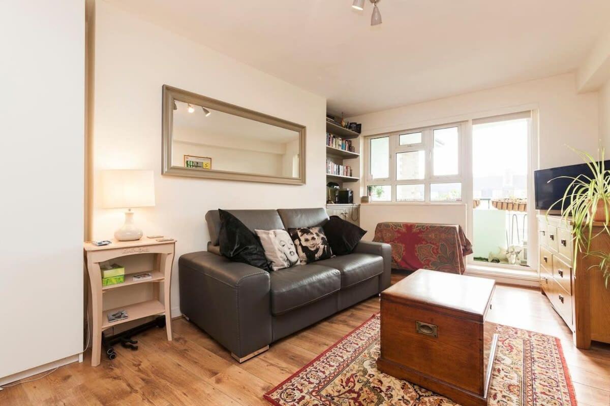 Central Camden Flat With Terrace For 4 People London Exterior foto