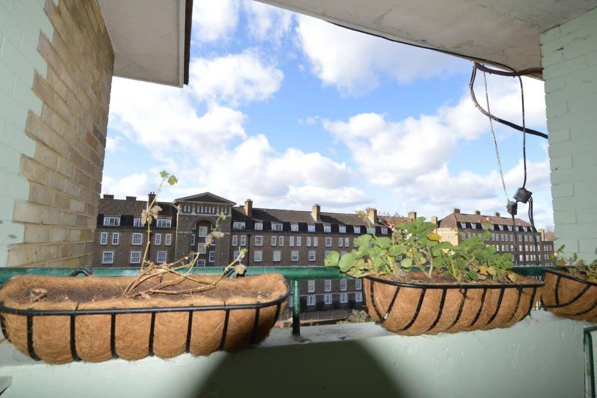 Central Camden Flat With Terrace For 4 People London Exterior foto