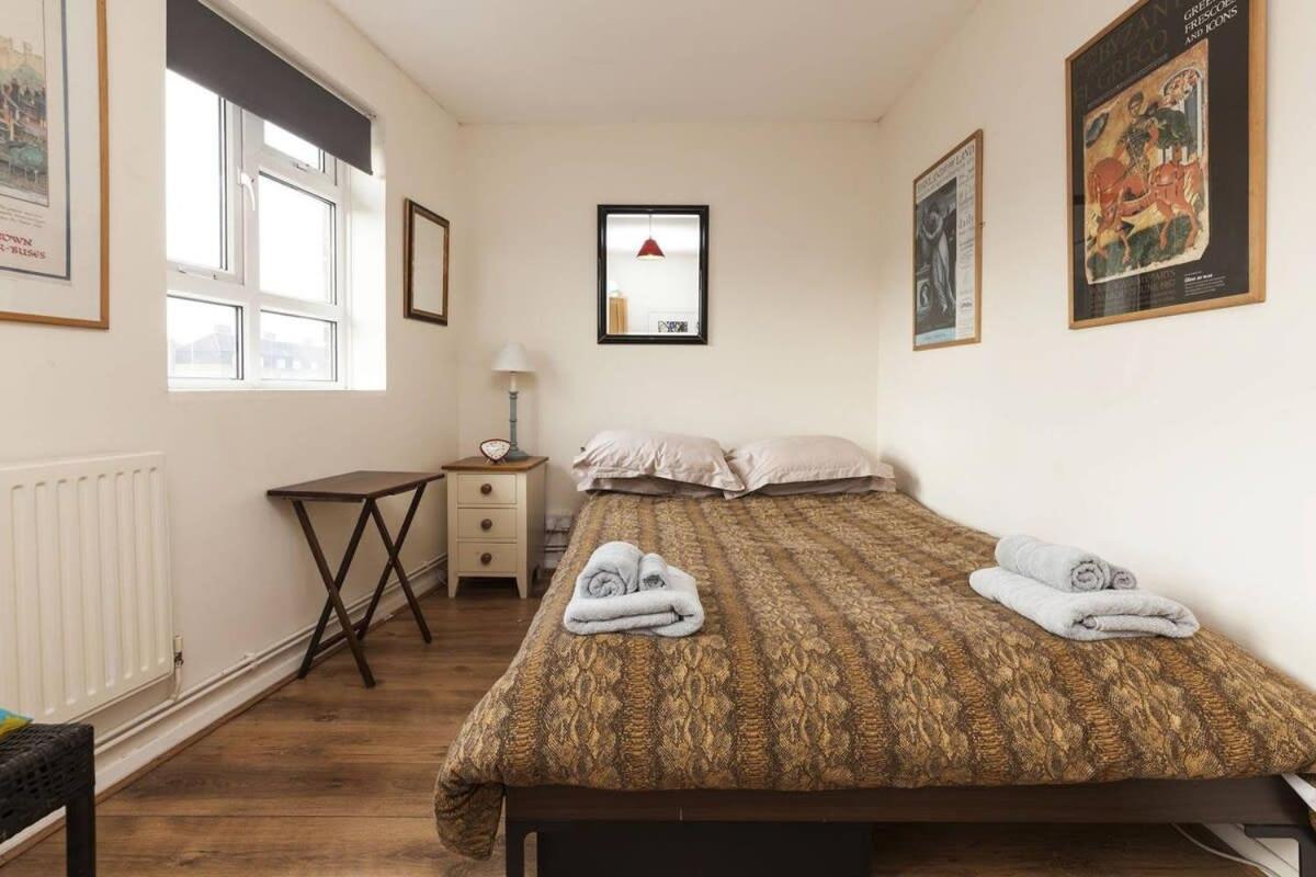 Central Camden Flat With Terrace For 4 People London Exterior foto